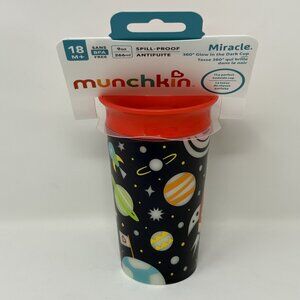 NEW w/ Tag - Munchkin 9oz Spill-Proof 360 Glow in the dark Space Cup